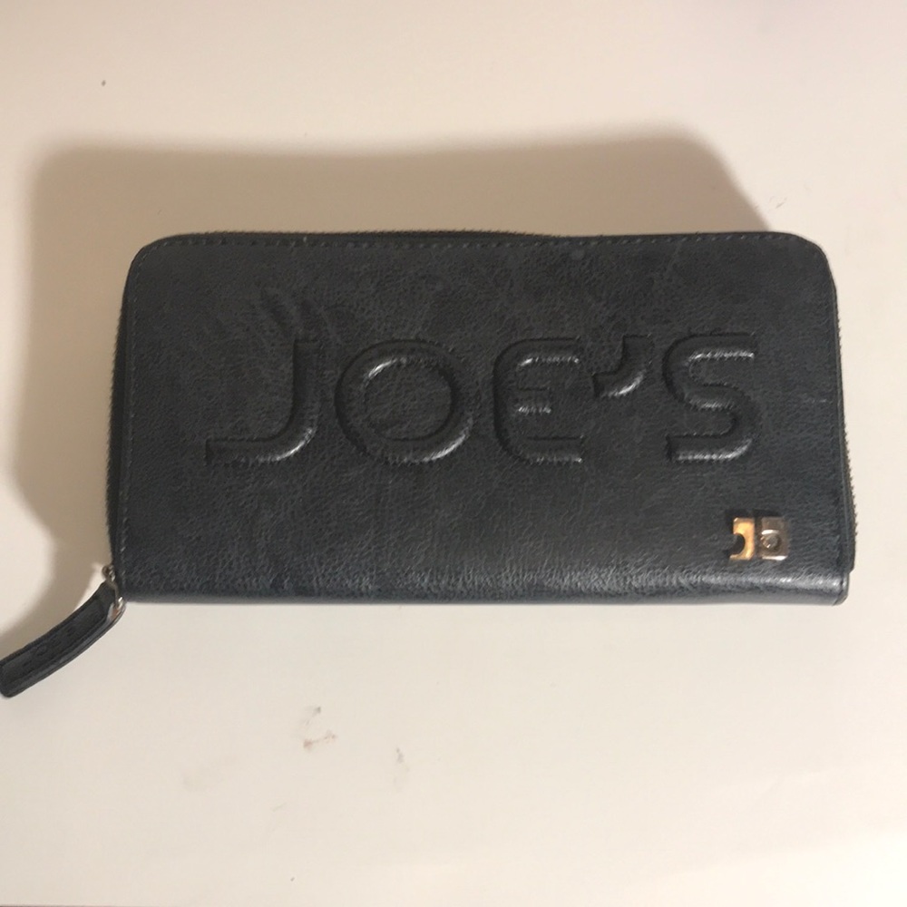 Joes wallet